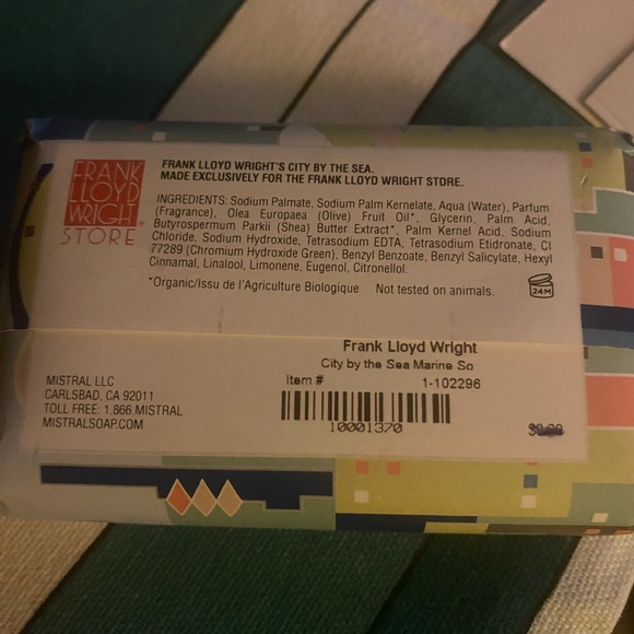 NWT Frank Lloyd Wright  tea towel & soap brand new with tags - Picture 4 of 7